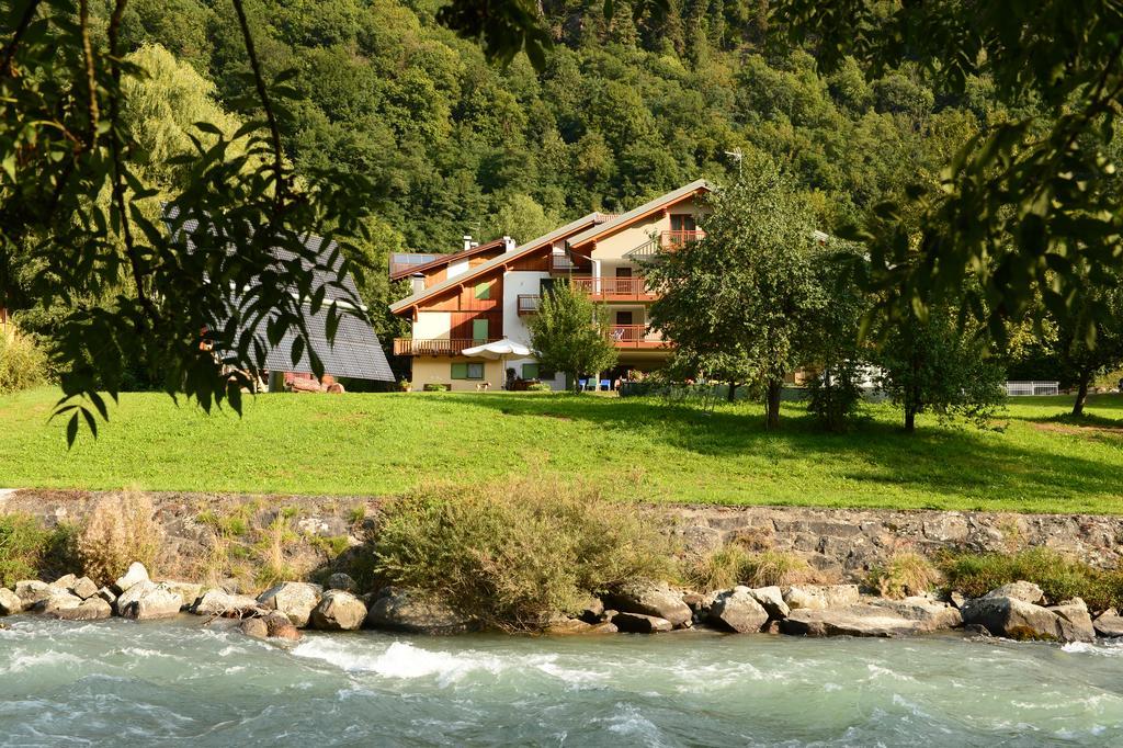 La Casa Al Noce Aparthotel Mezzana  Exterior photo